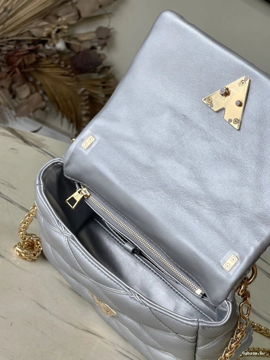 VUITTON MM GO-14 LOUIS 0117